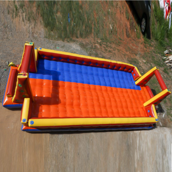 Futebol de Sabão Inflável - Image 2