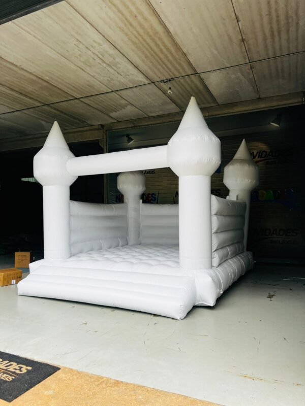 Oferta Relâmpago Pula Pula Castelinho branco - Image 3