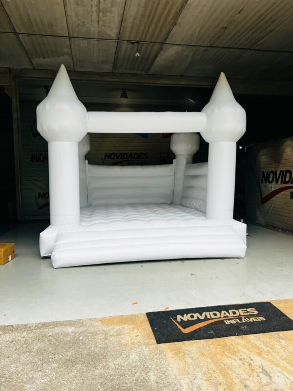 Oferta Relâmpago Pula Pula Castelinho branco - Image 4
